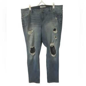 Torrid‎ Distressed Fishnet Jeans, Size 20R
